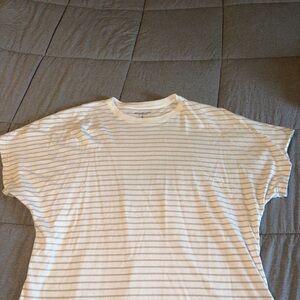 Abercrombie & Fitch White Striped Tee